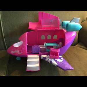 Shopkins World Vacation Airplane, Season 8